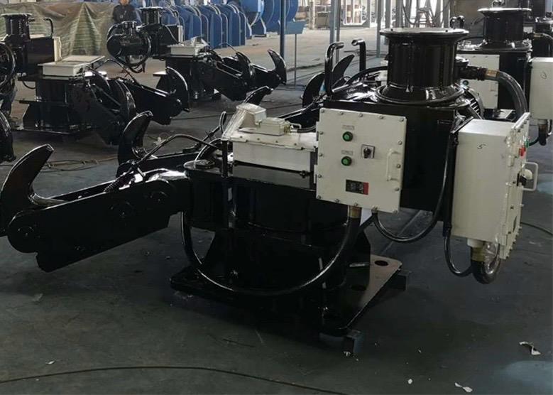 Cabrestantes e Ganchos de Amarração